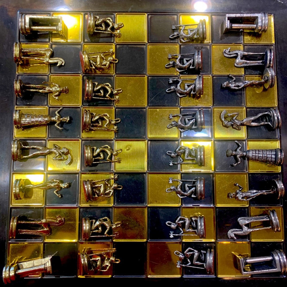 Manopoulos Minoan period chess set Brass & Nickel. Black & Gold 😍